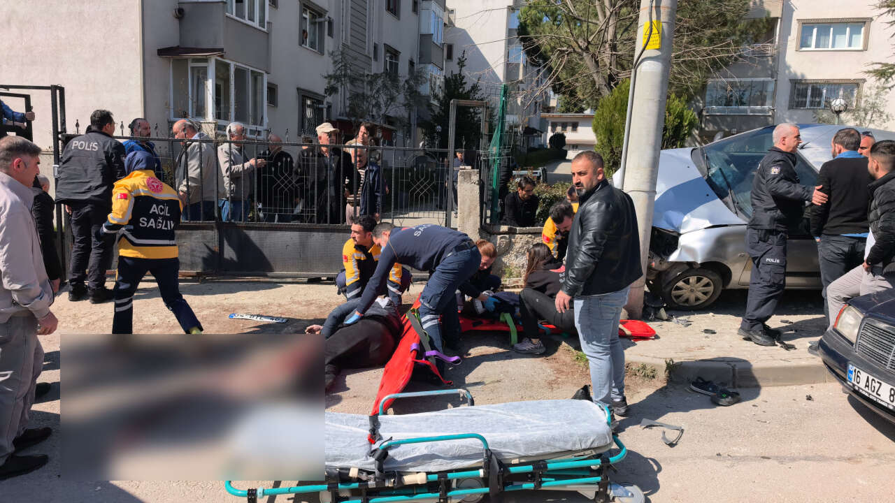 El freni çekilmeyen otomobil dede ve torunlarını ezdi! Küçük Öykü öldü 5